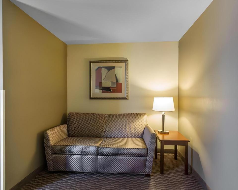Comfort & Hotel 2*