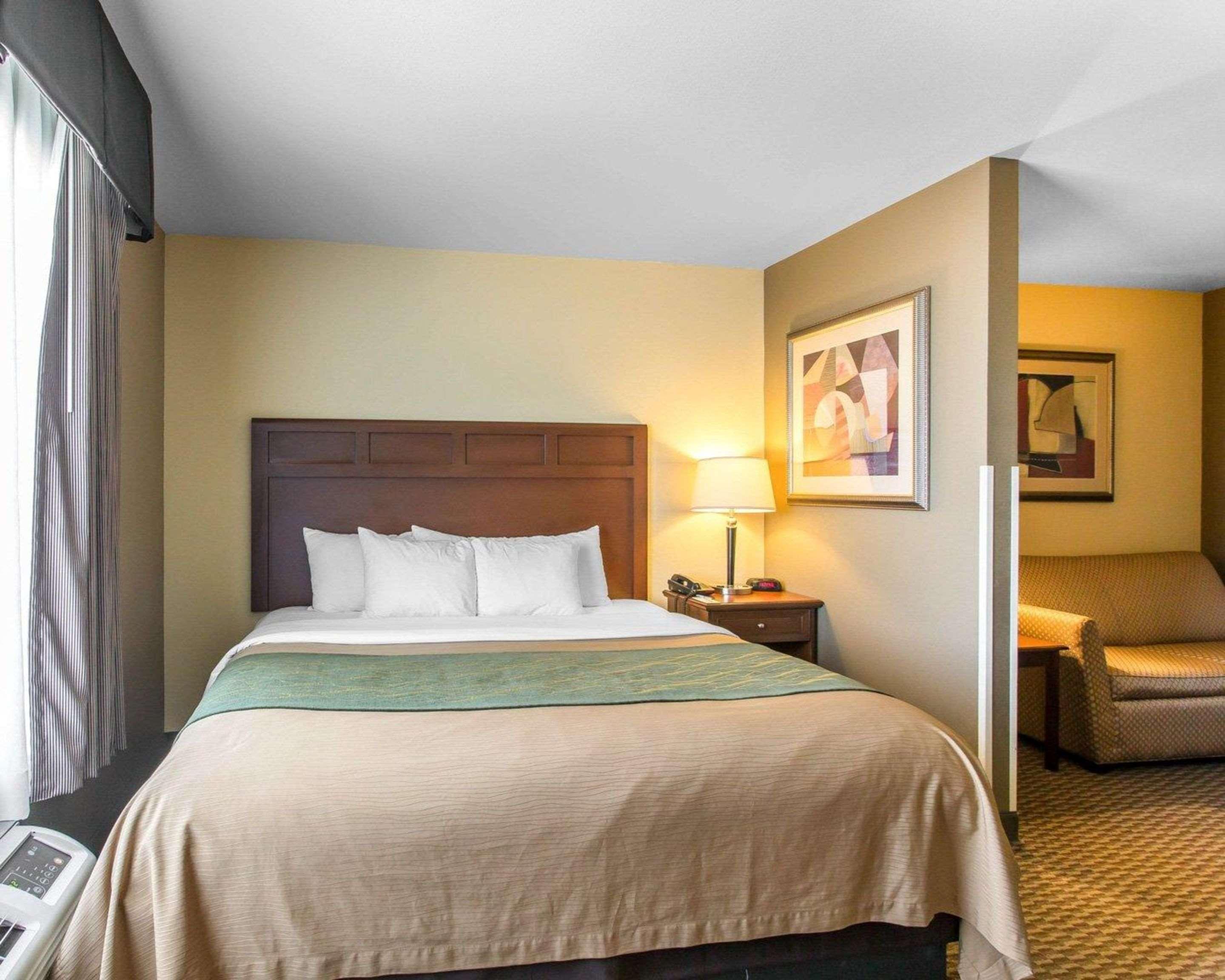 Hotel Comfort & Madisonville