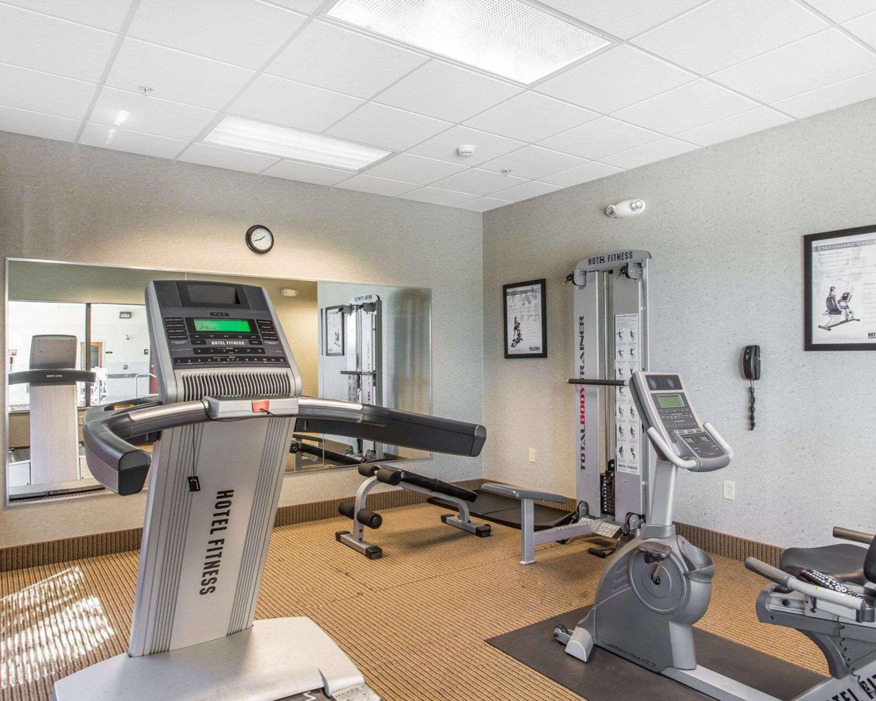 Hotel Comfort & Madisonville